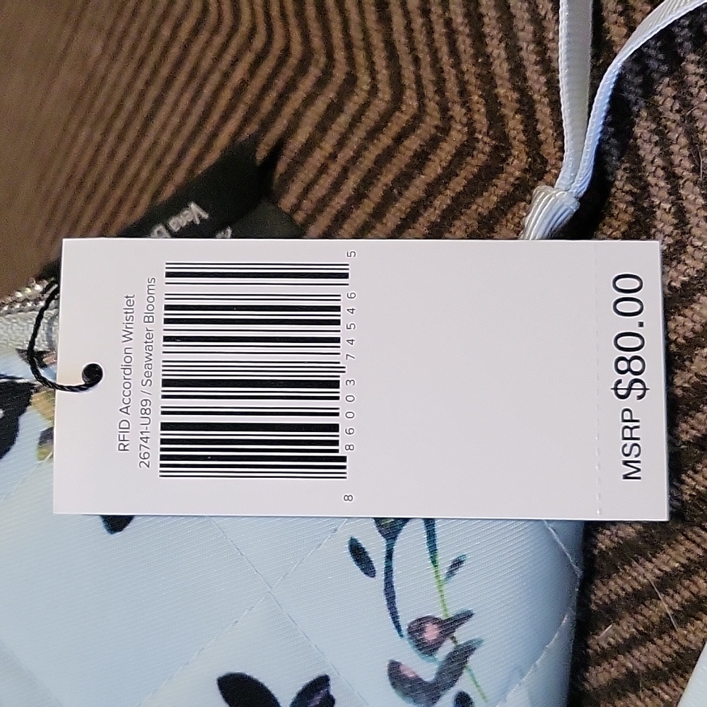 Vera Bradley RFID Accordian Wrislet - Picture 2 of 5